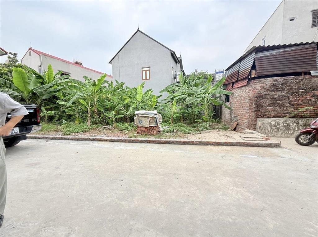 36tr/1m²  dt 192m². đất ngay trung tâm chợ phù lỗ  đường thông rộng