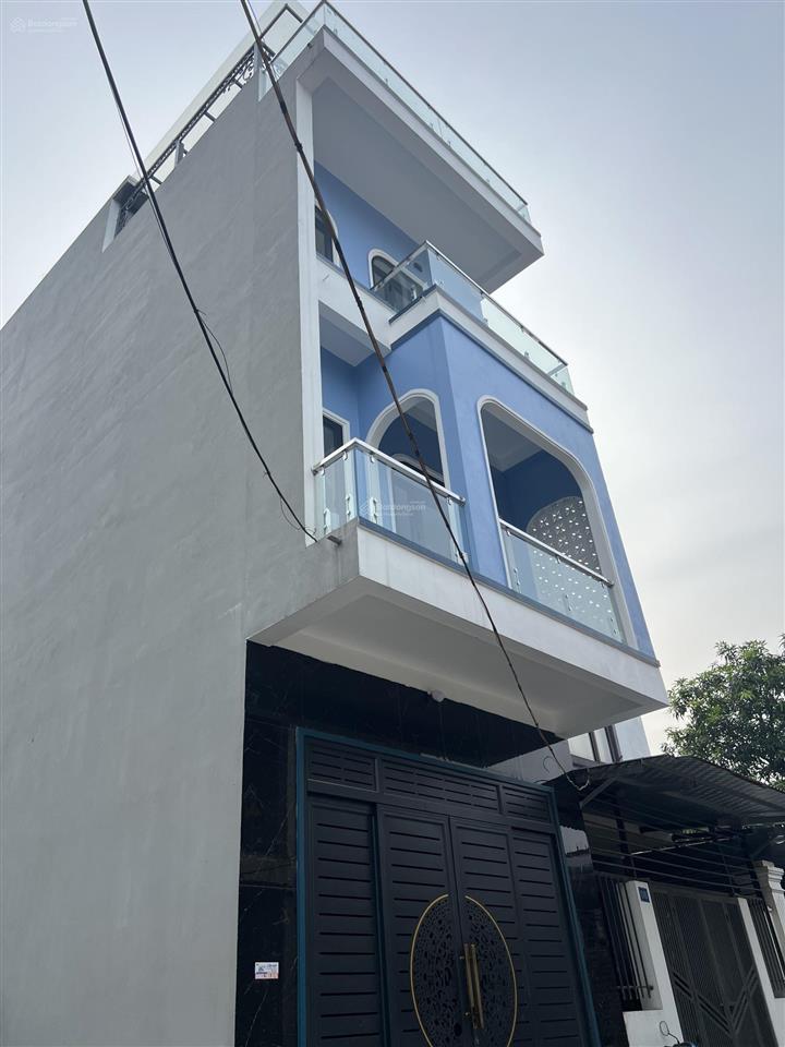 Nhà đẹp  sẵn ở  dt 75m2 full  mt 4.7m  quang tiến  nay là xã nội bài