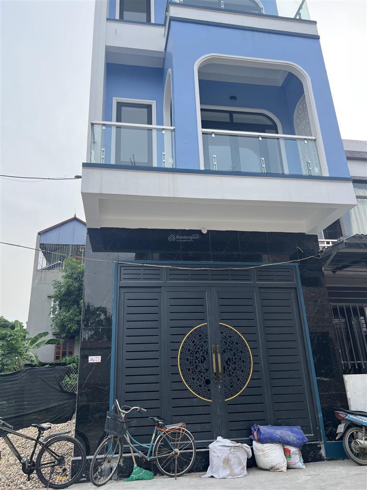 Nhà đẹp  sẵn ở  dt 75m2 full  mt 4.7m  quang tiến  nay là xã nội bài
