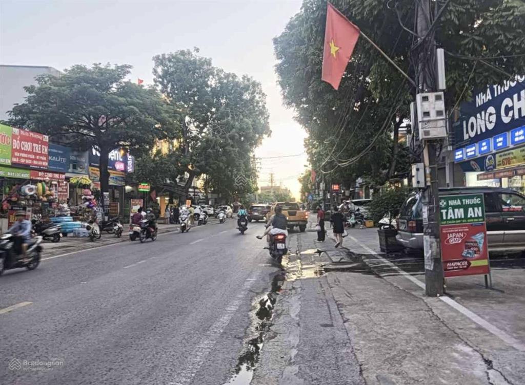 75m full sổ đẹp, mặt tiền rộng  giá 2,8 tỷ  z125. xã sóc sơn