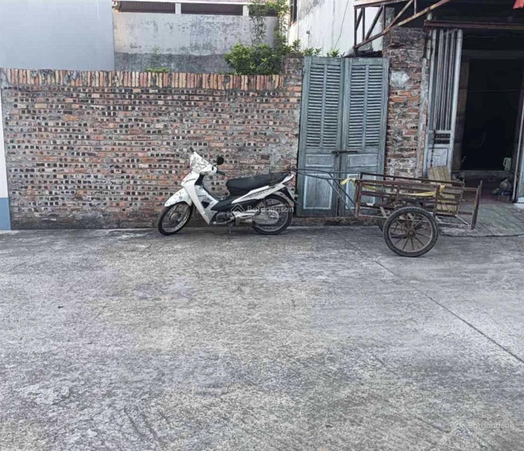 75m full sổ đẹp, mặt tiền rộng  giá 2,8 tỷ  z125. xã sóc sơn