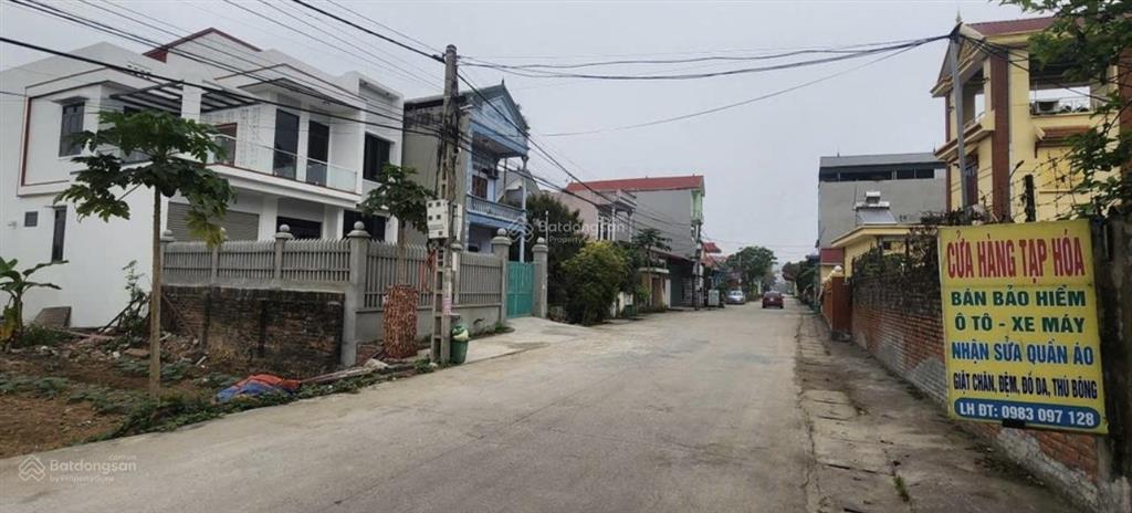 Lô góc  quảng hội  quang tiến  nay là xã sóc sơn  dt 120m  mt 8m  giá tốt để bạn quan tâm.