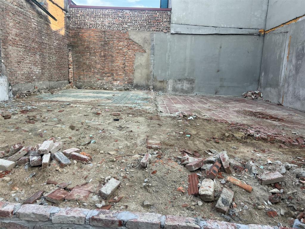 Chủ cần tiền bán nhanh 85m fullmt8m nở hậu xuân bách quang tiến xã nội bài giá chỉ 2,5tỷ .