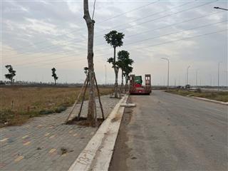 Duy nhất 1 lô tái định cư nằm trong phân khu ánh sao của vin dương kinh .