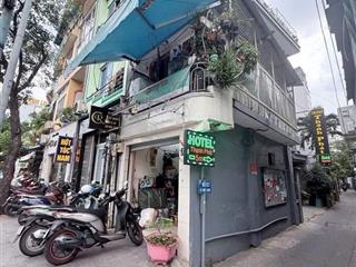 Nhà này không nên mua ở  sở hữu nhà mặt tiền phan xích long ngay khu phố ẩm thực với giá quá tốt