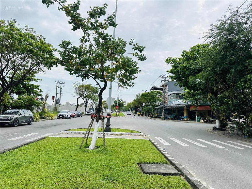 Mặt tiền chu huy mân view vịnh cảng du lịch đà nẵng. diện tích 280m. kẹp kiệt. ngang 14m. giá tốt