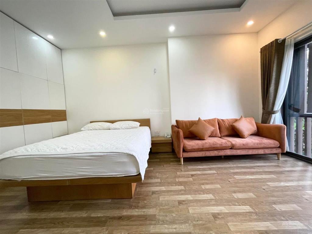 Studio  1pn ban công nhiều cây xanh thoáng mát  có chỗ đậu ô tô  dọn phòng free