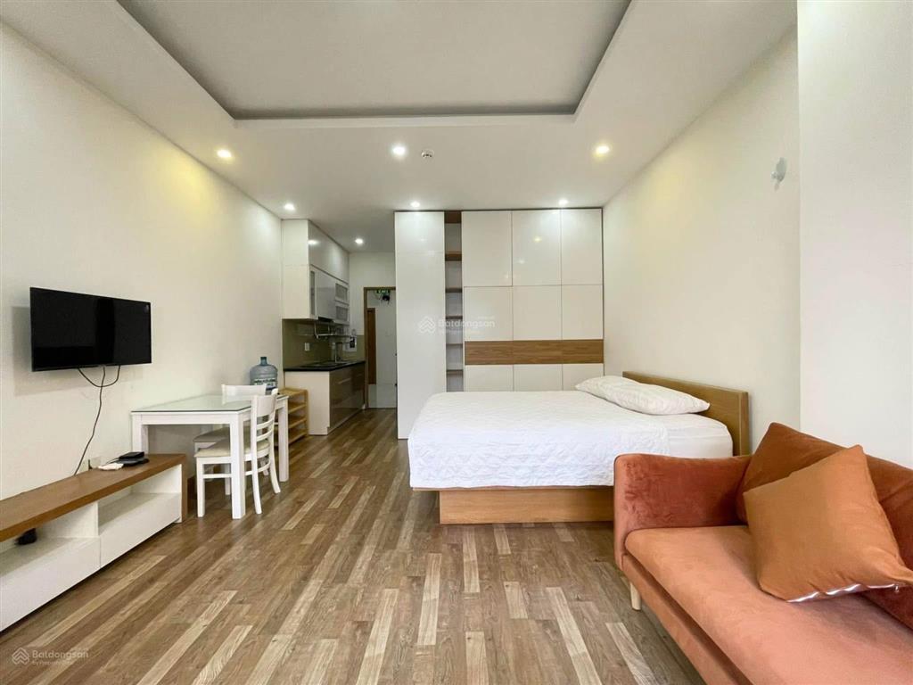 Studio  1pn ban công nhiều cây xanh thoáng mát  có chỗ đậu ô tô  dọn phòng free