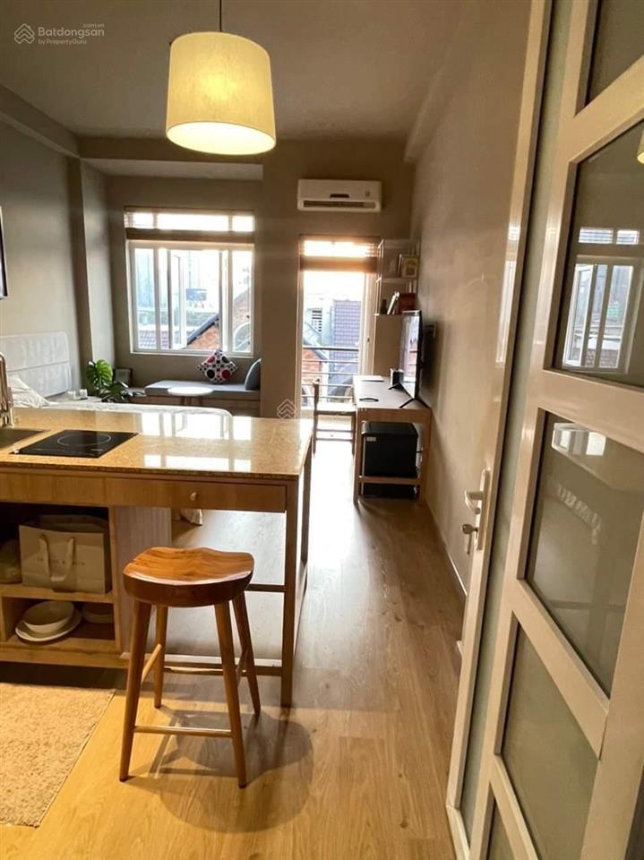 Studio tone gỗ full nội thất  có ban công  ít chi phí trung tâm thảo điền