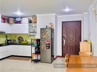 Chính chủ gửi bán cc nguyễn ngọc phương, giá 1 tỷ 760, dt 70m2, gồm 2pn 2wc, tầng trung shr