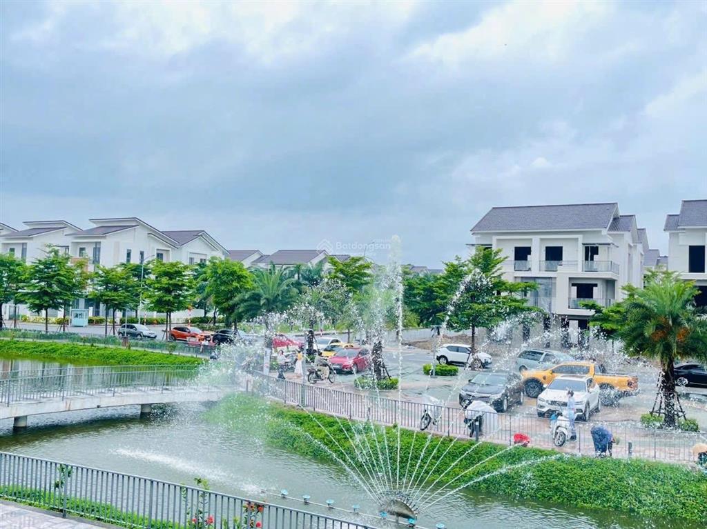 Chỉ 1 căn biệt thự hiếm có 65triệu/m2 cả nhà và đất ngay sát hà nội, về hồ tây chỉ 15p