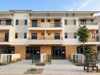 Cần bán gấp căn shophouse 120m2 vị trí đẹp, giá tốt thị trường, di chuyển tới tthn chỉ 15 phút