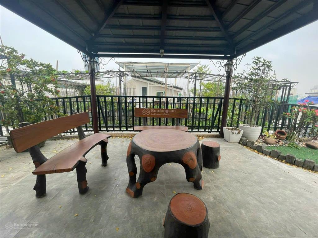 Bán biệt thự k3 ciputra, nhà đã sửa đẹp, hướng nam mát view công viên 65ha, dt 180m2.  0966 998 ***