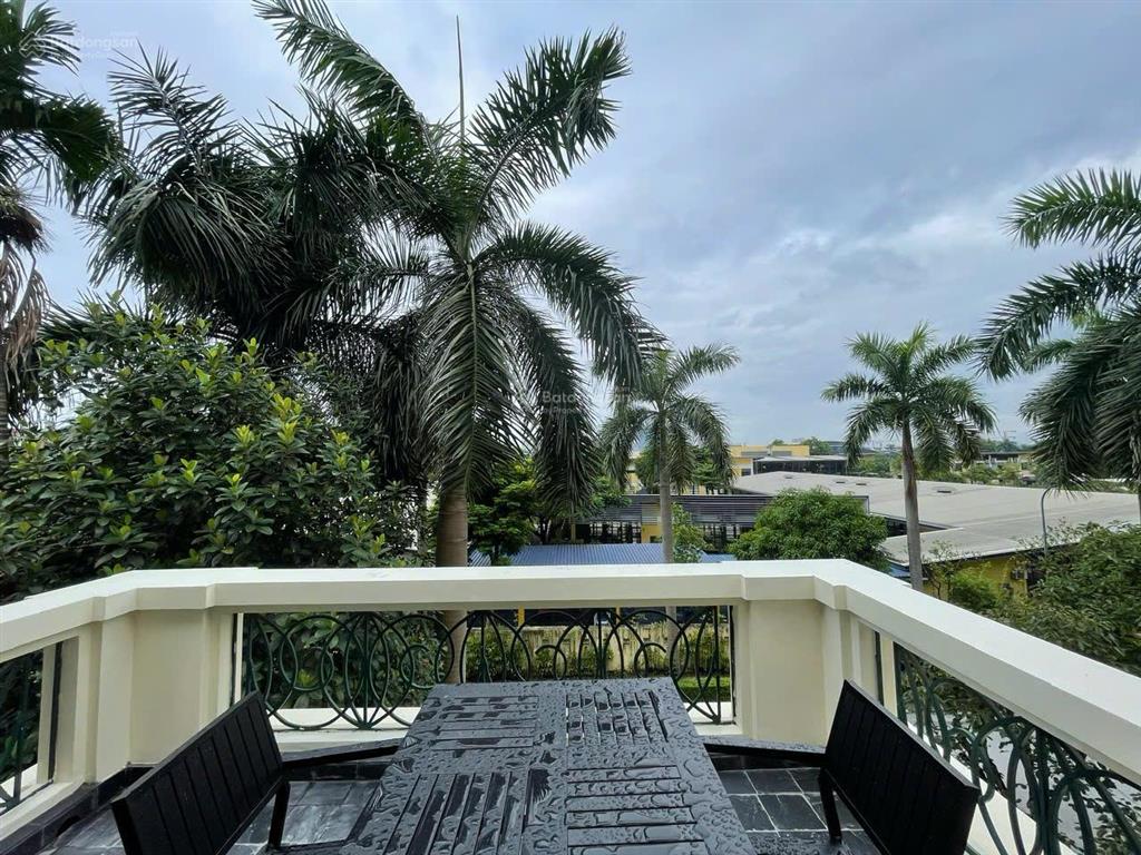 Bán biệt thự song lập mặt đường đôi 30m ciputra tây hồ 198m2 view hà nội academy . 0966 998 ***