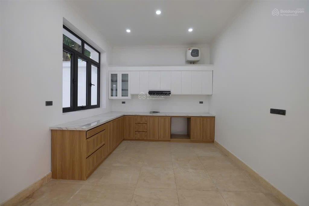 Bán biệt thự song lập mặt đường đôi 30m ciputra tây hồ 342m2 view trường học unis.  0966 998 ***