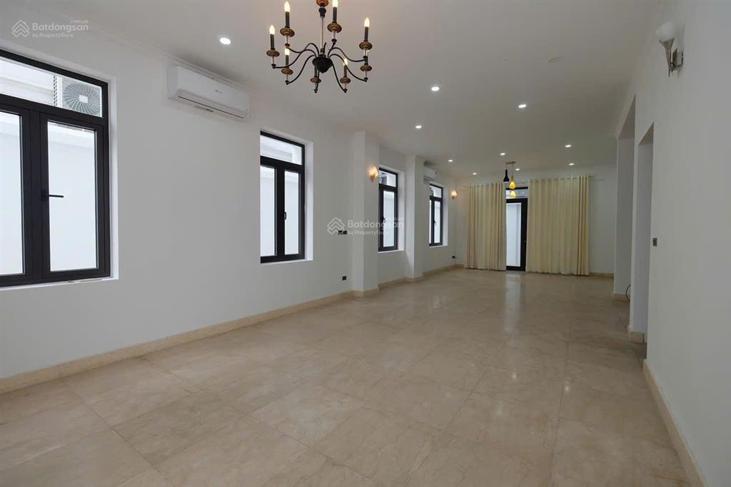 Bán biệt thự song lập mặt đường đôi 30m ciputra tây hồ 342m2 view trường học unis.  0966 998 ***
