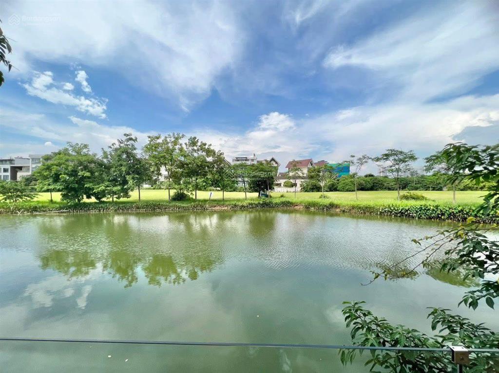 Chính chủ bán biệt thự song lập t3 ciputra, view sông thoáng mát, dt 324m2.  0966 998 ***