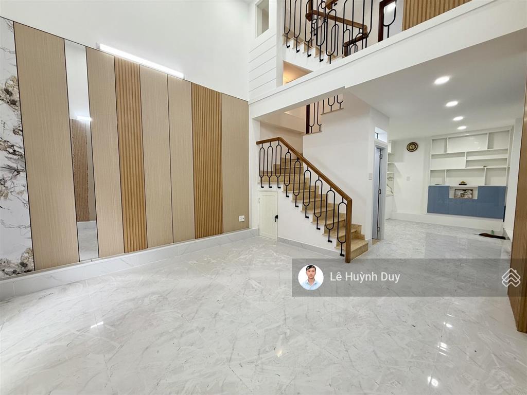 Lê văn sỹ, quận 3  trung tâm thời trang quận 3  4,4 x 11m  3 tầng  8,35 tỷ