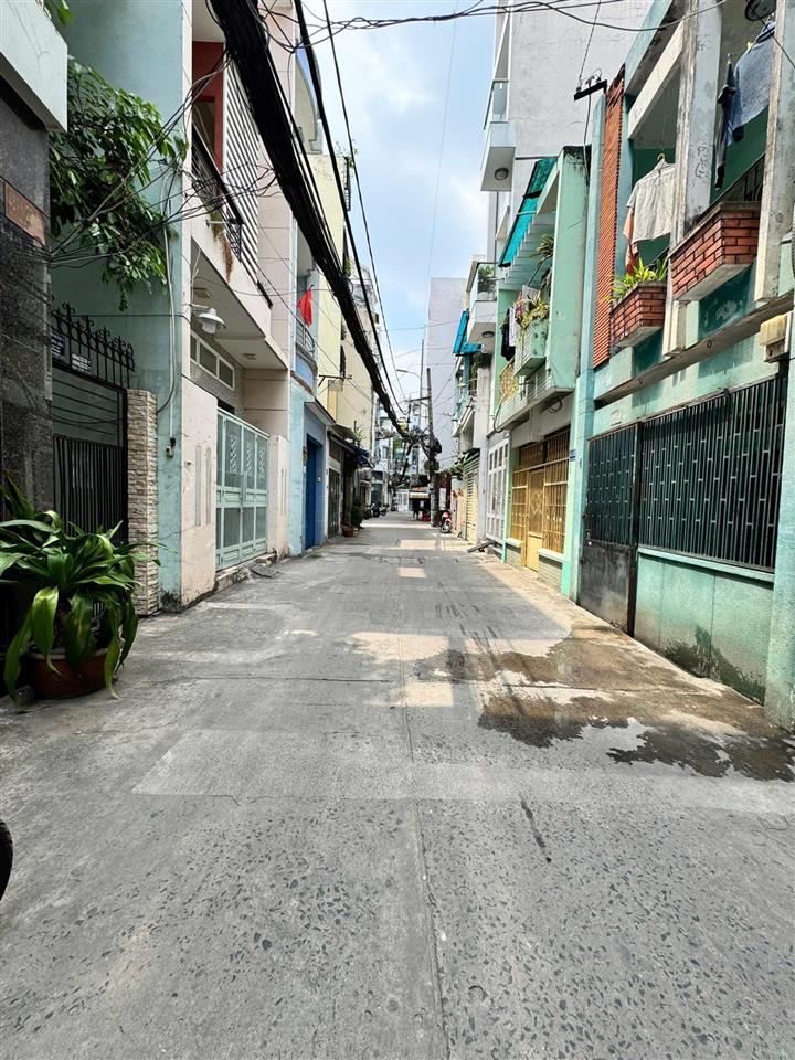 Huỳnh văn bánh 48.6m2  5 tầng  hẻm xe hơi 5m  11,9 tỷ  190m2 sàn  xe hơi thông, ngủ nhà