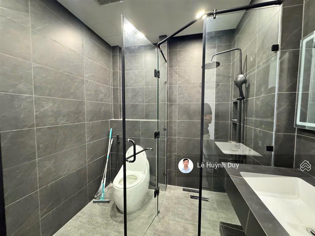 Huỳnh văn bánh 48.6m2  5 tầng  hẻm xe hơi 5m  11,9 tỷ  190m2 sàn  xe hơi thông, ngủ nhà