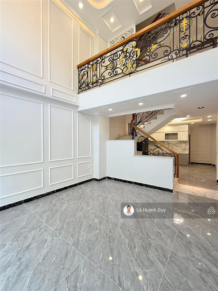 Ngay nguyễn văn trỗi  phân lô hiếm có  5 tầng  50m2  hẻm xe hơi  xây mới 100%  12,6 tỷ
