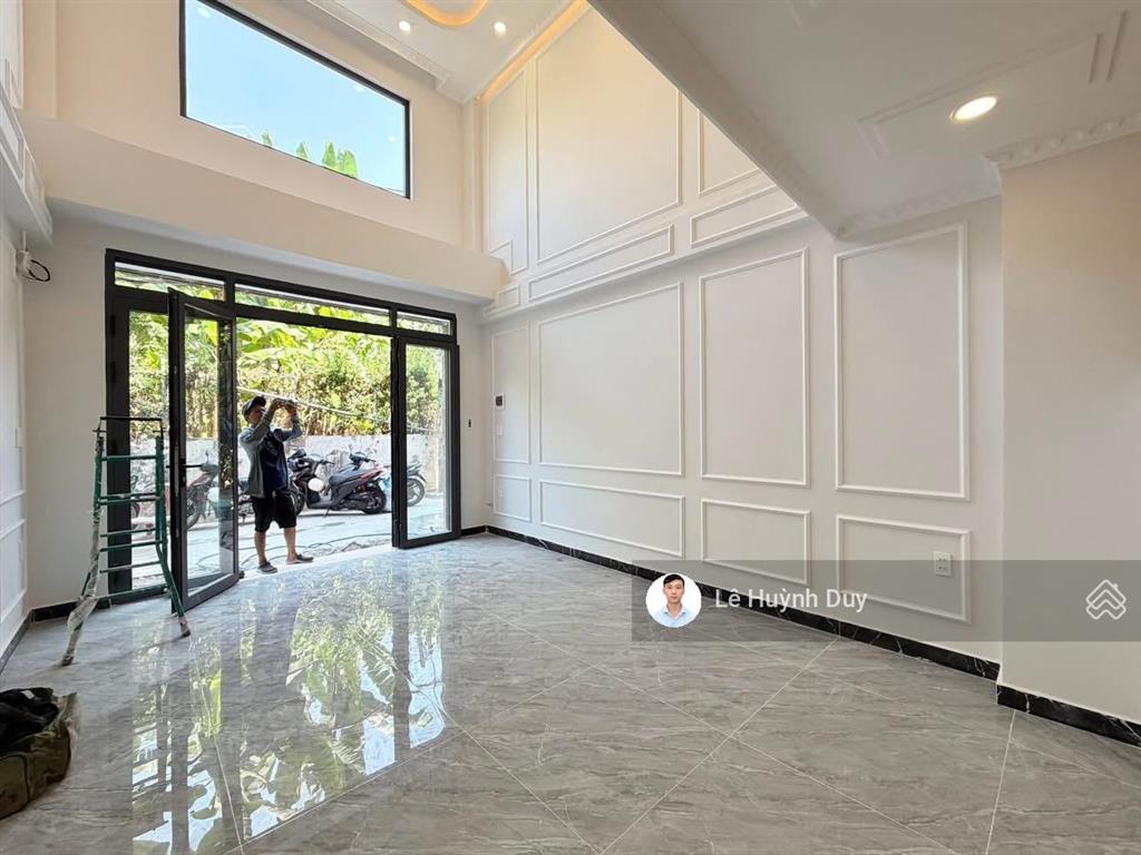 Ngay nguyễn văn trỗi  phân lô hiếm có  5 tầng  50m2  hẻm xe hơi  xây mới 100%  12,6 tỷ