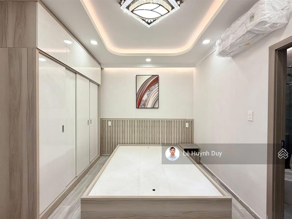 Ngay nguyễn văn trỗi  phân lô hiếm có  5 tầng  50m2  hẻm xe hơi  xây mới 100%  12,6 tỷ