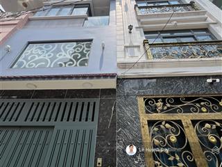 Phú nhuận  hẻm xe hơi  ngang 4,2m  phân lô  nguyễn thượng hiền  5 tầng  9,25 tỷ