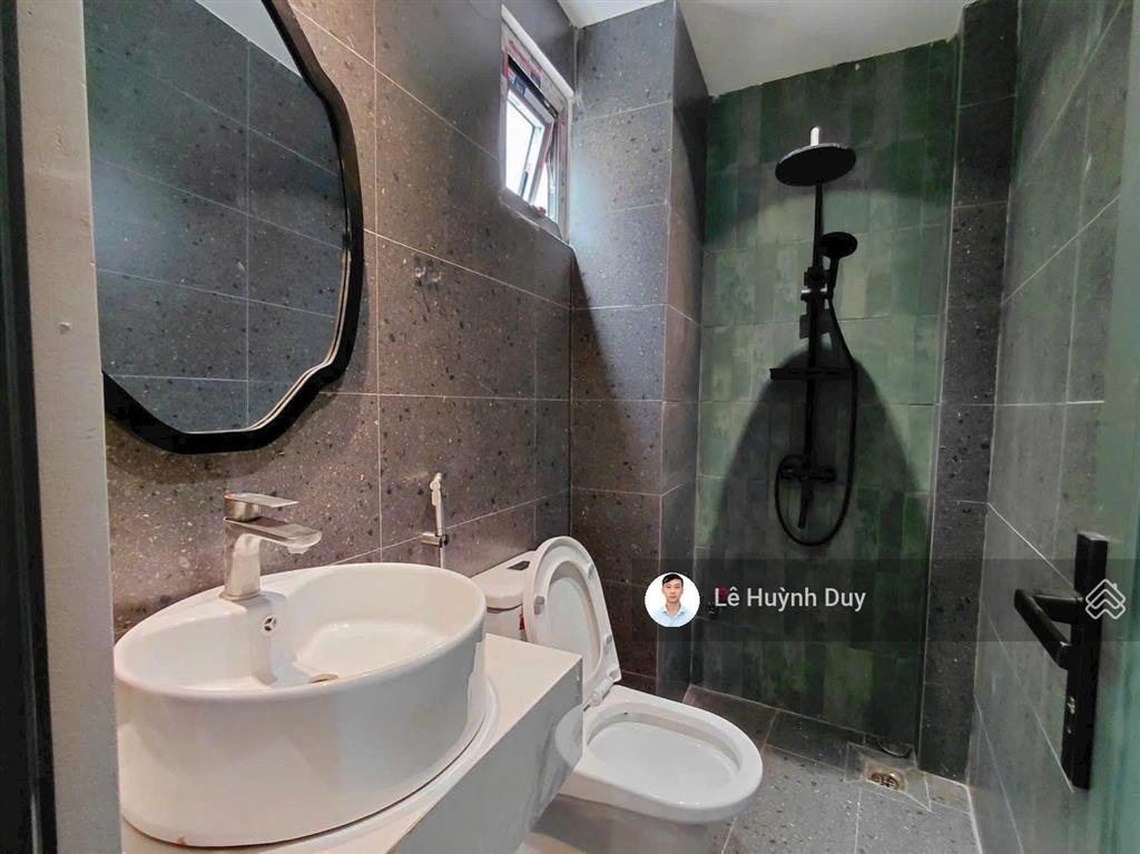 Home airbnb  ngang 4m nở hậu 4.5m  hẻm ô tô giáp nguyễn văn trỗi, phú nhuận thang máy 12,99 tỷ