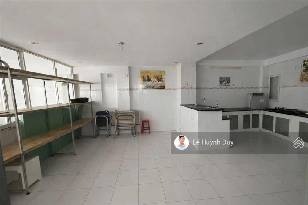 Nguyễn văn trỗi  khu văn phòng vip  68m2  ngang 7m  6 tầng  12 pn, wc riêng  13,5 tỷ