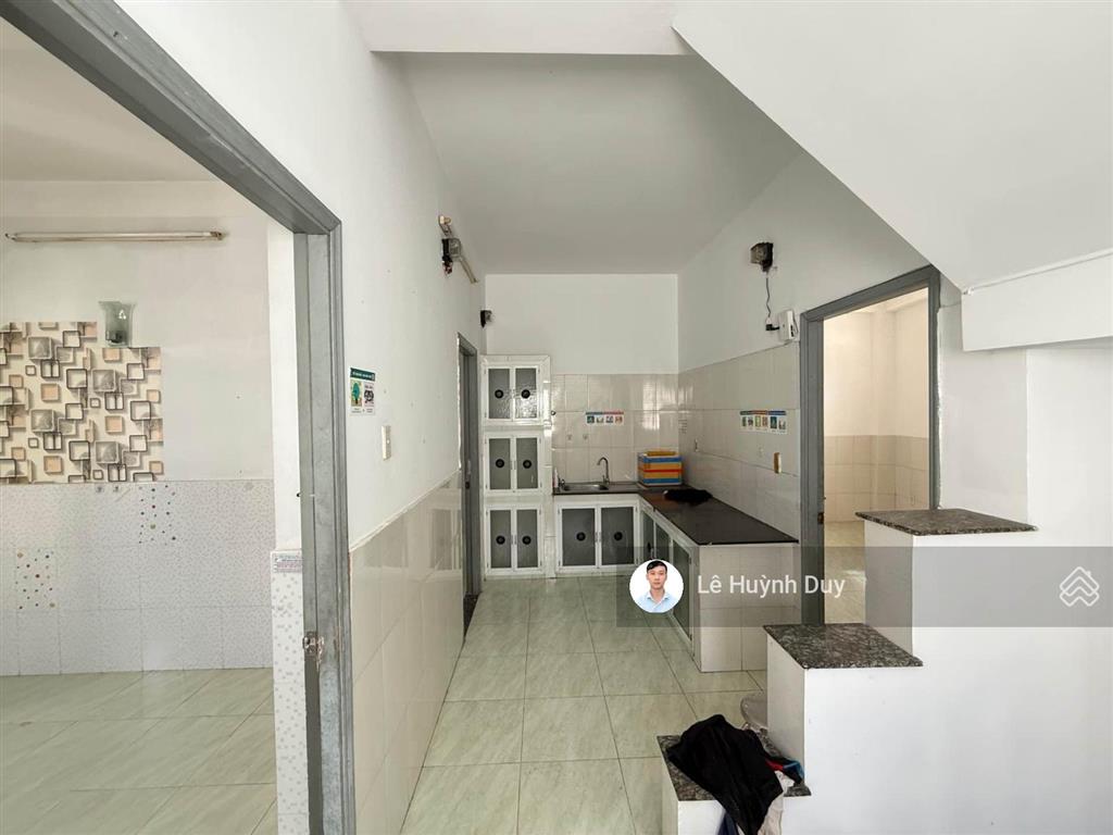 Nguyễn văn trỗi  khu văn phòng vip  68m2  ngang 7m  6 tầng  12 pn, wc riêng  13,5 tỷ