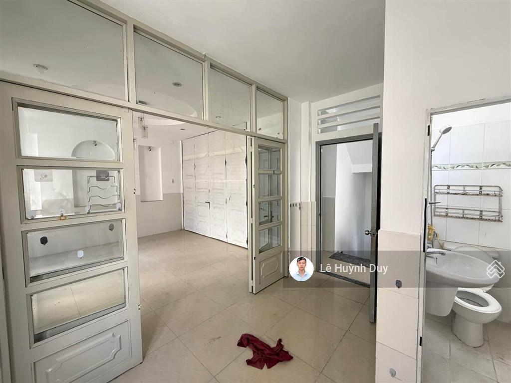 Nguyễn văn trỗi  khu văn phòng vip  68m2  ngang 7m  6 tầng  12 pn, wc riêng  13,5 tỷ