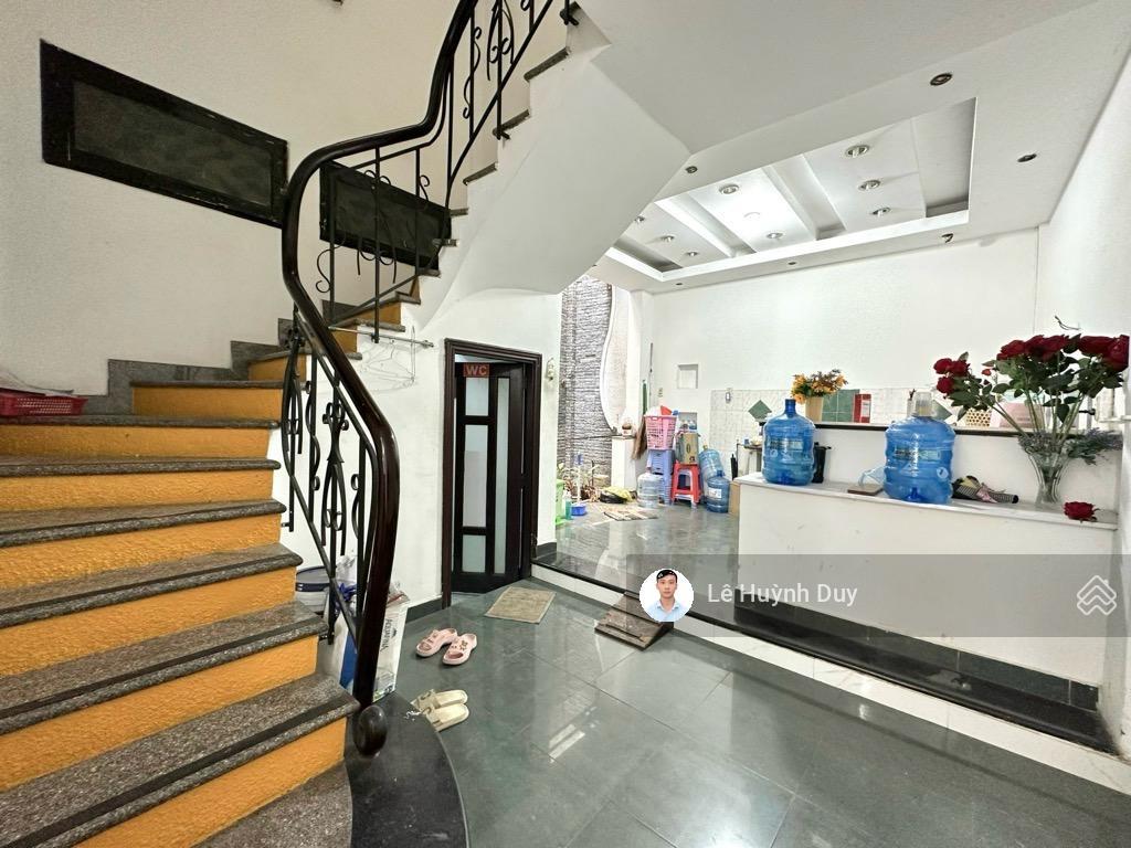 Mặt tiền kinh doanh  khu nguyễn văn trỗi  nguyễn trọng tuyển  ngang 4m sổ nở hậu  17,6tỷ  73m2