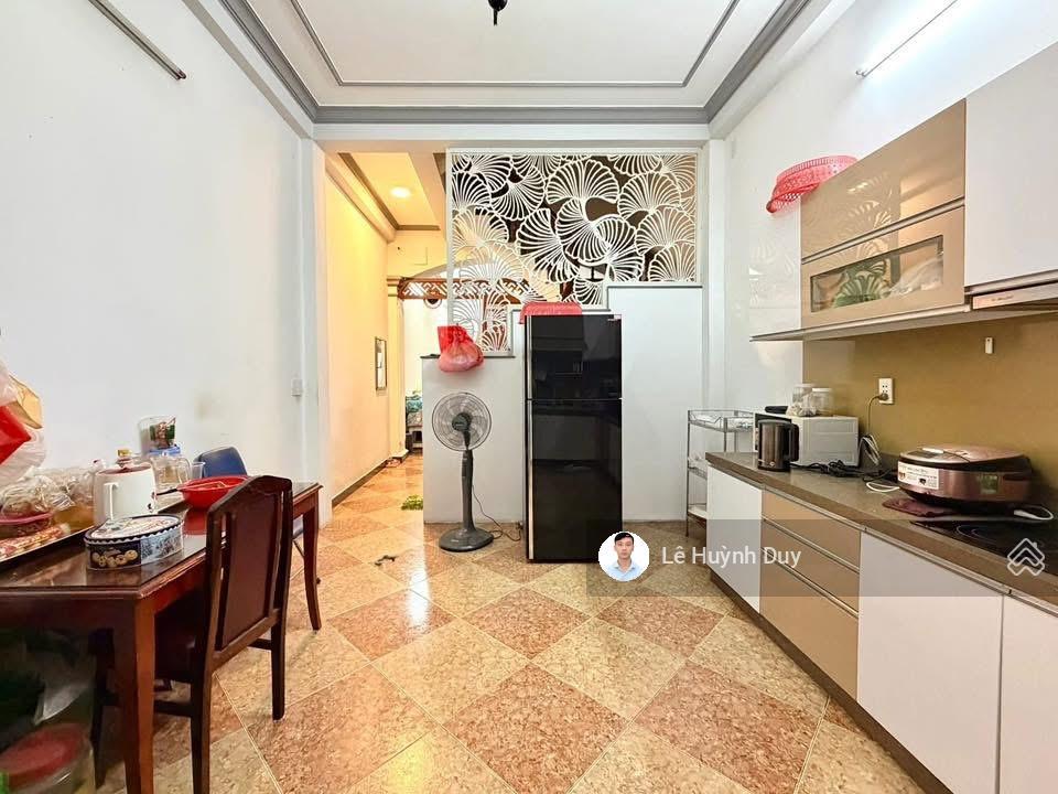 Đẹp nhất, hồ biểu chánh, phú nhuận  82m2  a4  4 tầng  hẻm kinh doanh, toàn biệt thự  16,7 tỷ