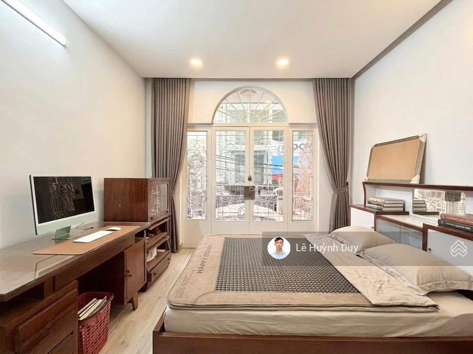 Đẹp nhất, hồ biểu chánh, phú nhuận  82m2  a4  4 tầng  hẻm kinh doanh, toàn biệt thự  16,7 tỷ