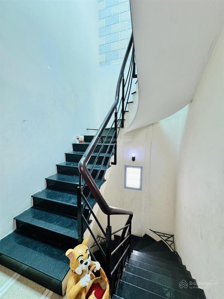 90m2  hẻm xe hơi  hoàng hoa thám phú nhuận  5 tầng  chính chủ lâu đời  ngang 4,55m  16,5 tỷ