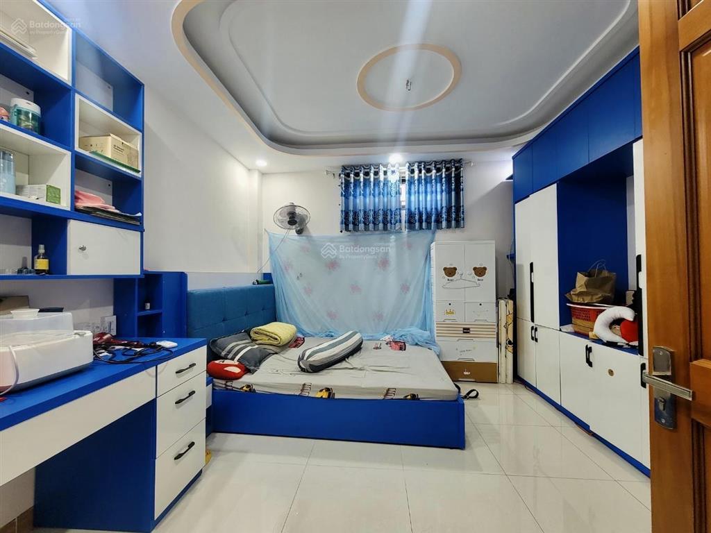 Phạm văn đồng, bình thạnh  xe hơi ngủ nhà  47m2  (4x11.5) 5 tầng hiện đại  hẻm nhựa 6m  9 tỉ