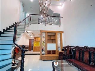 120tr/m2  dương quảng hàm  ngang 4,5m nở hậu  60m2  3 tầng con đường thương hiệu mới  7,2 tỉ