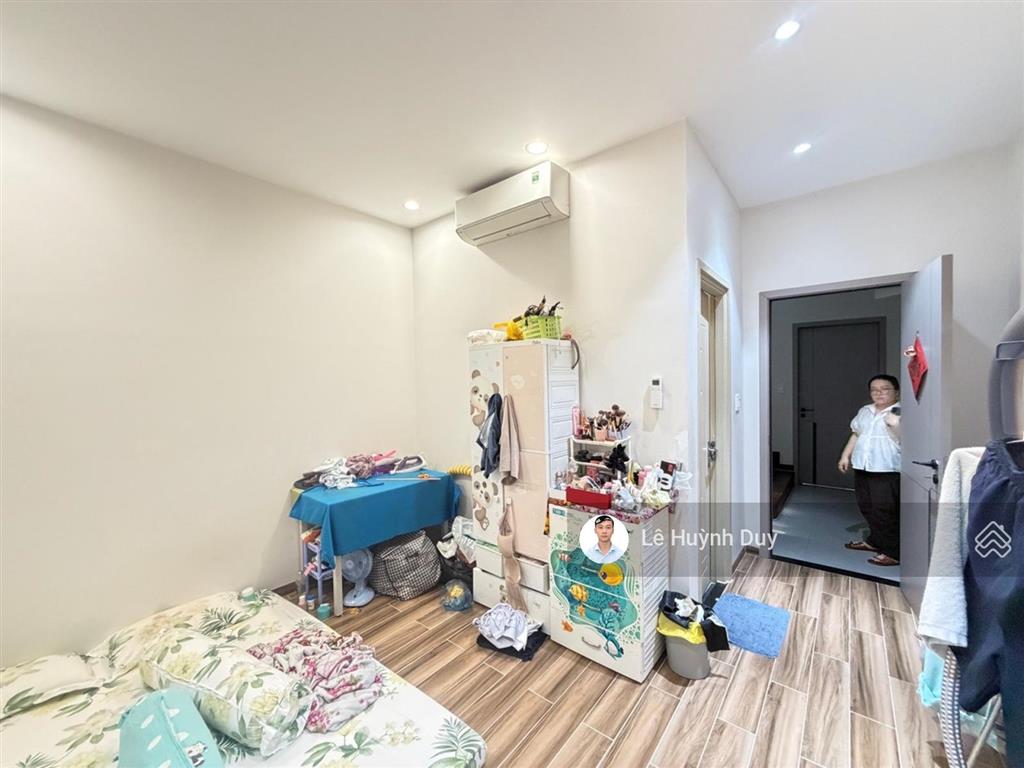 Toà văn phòng cần bán  13,8 tỷ  xe hơi đậu đỗ ngày đêm