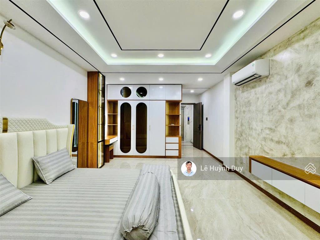 Vị trí kinh doanh văn phòng  7,25 x 5  phan đăng lưu  5 tầng  xe hơi vòng quanh  khu biệt thự