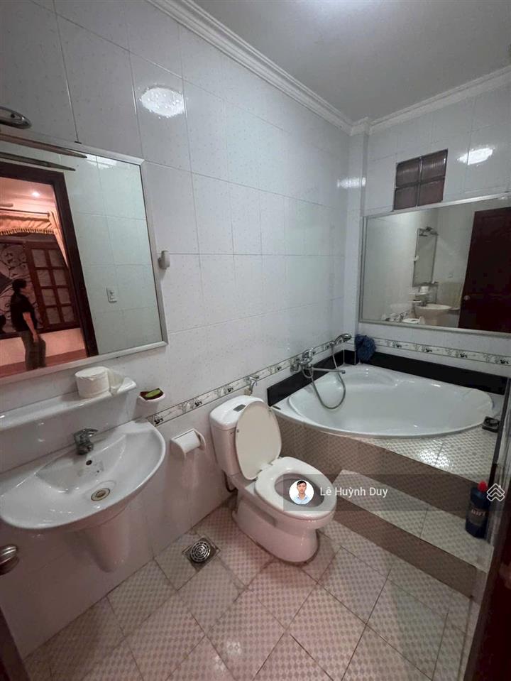 5,8 x 17m  vuông a4  biệt thự ngay sát phan đăng lưu  15,5 tỷ