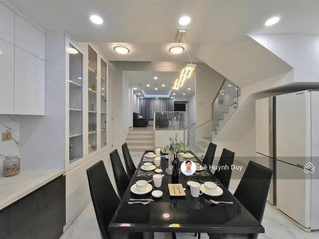 Nhà đẹp, ngang lớn 4,8 x 17m  bán gấp, bình thạnh  12,5 tỷ