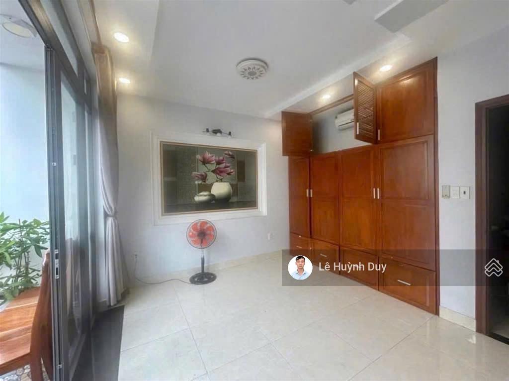 60m2  8,9 tỷ  6x10m  xe hơi thông, ngủ nhà  ngay công viên gia định  dòng tiền 60tr