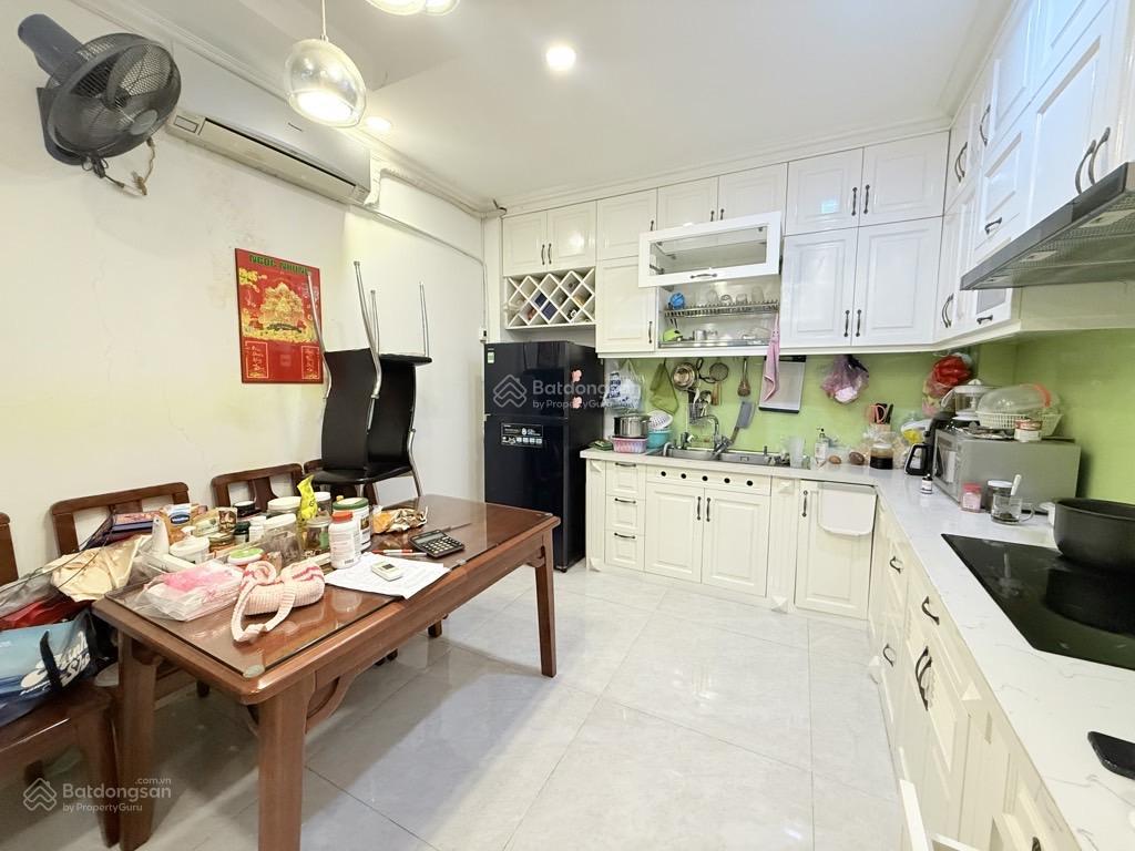 Bình thạnh  hẻm rộng, thông ngô đức kế  4 tầng mới  mua ở ngay  55m2  7,99 tỷ