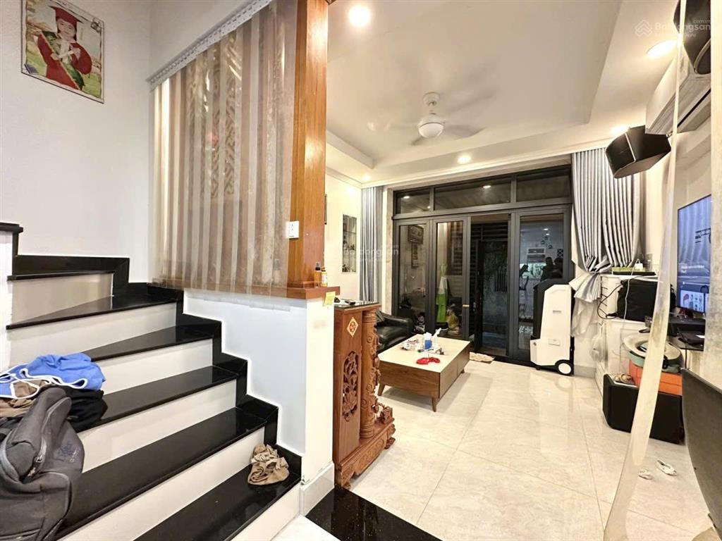 Bình thạnh  hẻm rộng, thông ngô đức kế  4 tầng mới  mua ở ngay  55m2  7,99 tỷ