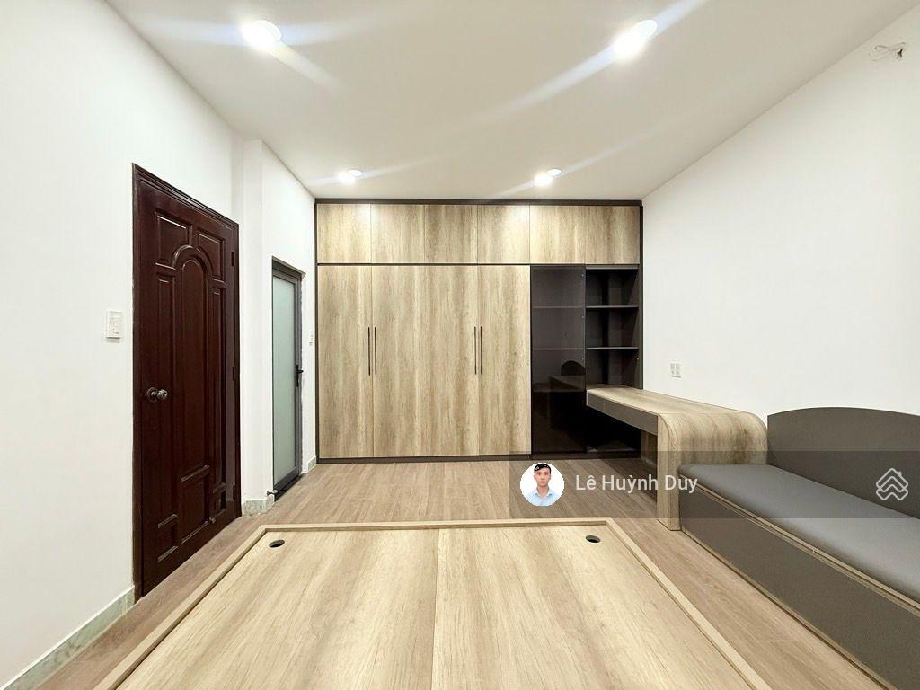 Ngang 5m x 10,5m  sổ vuông  hồ biểu chánh  hẻm xe hơi  4 tầng  11,7 tỷ