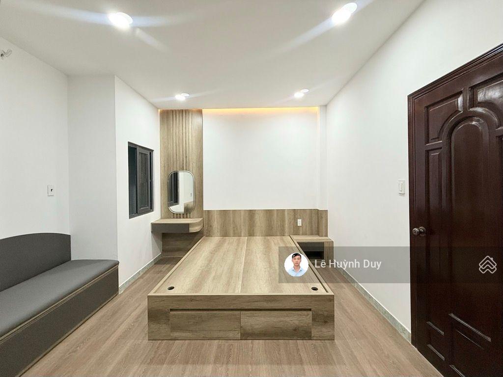 Ngang 5m x 10,5m  sổ vuông  hồ biểu chánh  hẻm xe hơi  4 tầng  11,7 tỷ