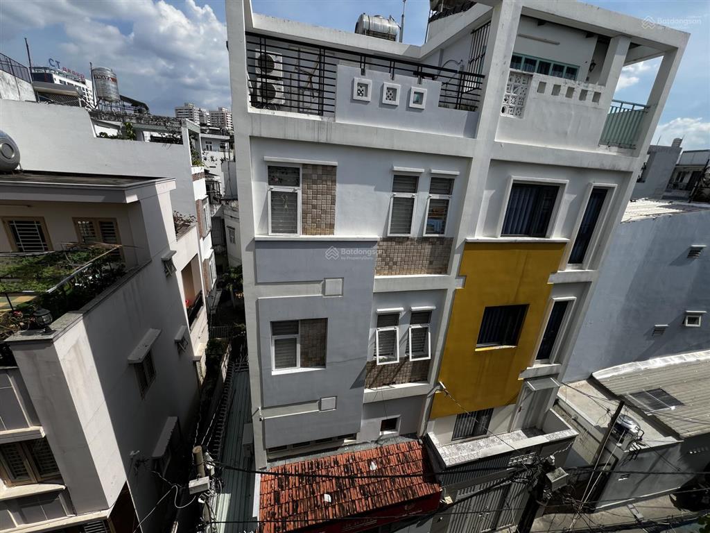 81m2  ngang 5m  11,5 tỷ  huỳnh văn bánh, phú nhuận  nở hậu  hẻm rộng thông thoáng