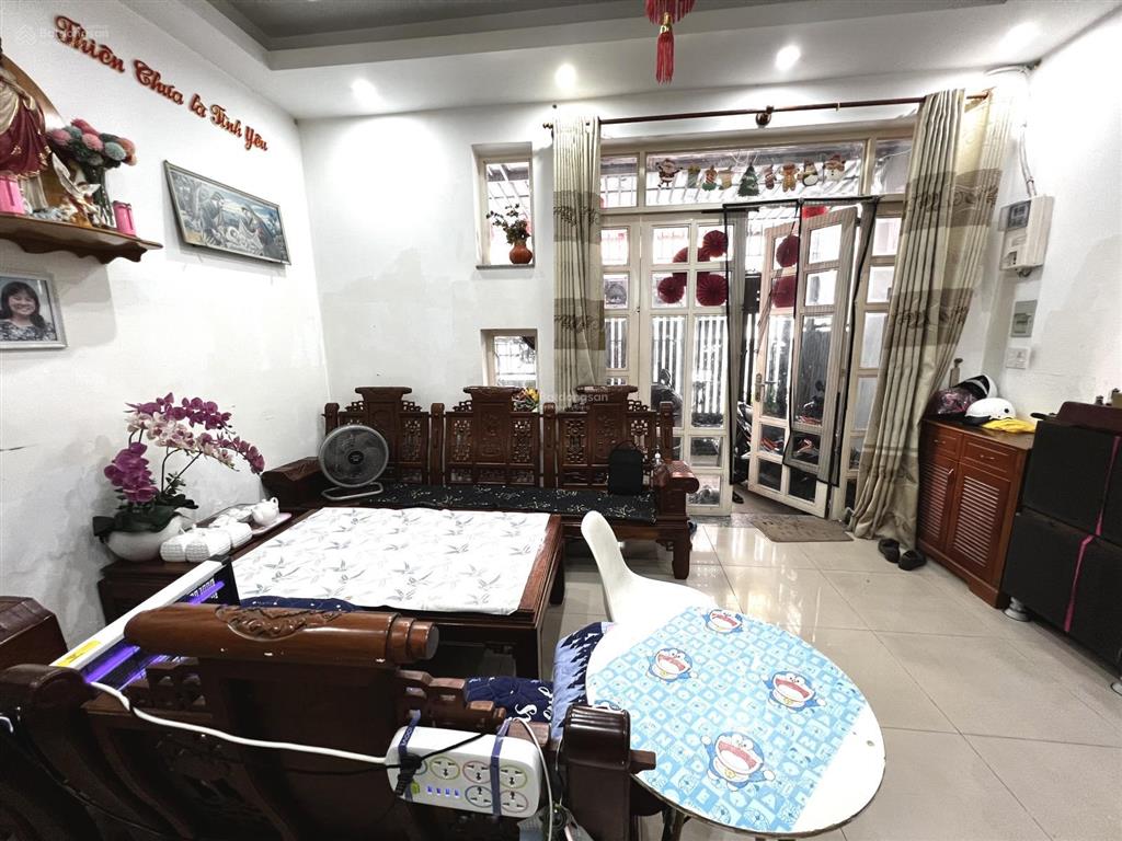 81m2  ngang 5m  11,5 tỷ  huỳnh văn bánh, phú nhuận  nở hậu  hẻm rộng thông thoáng