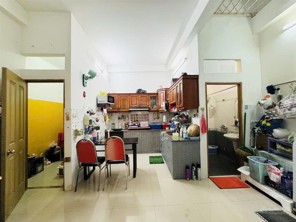 81m2  ngang 5m  11,5 tỷ  huỳnh văn bánh, phú nhuận  nở hậu  hẻm rộng thông thoáng